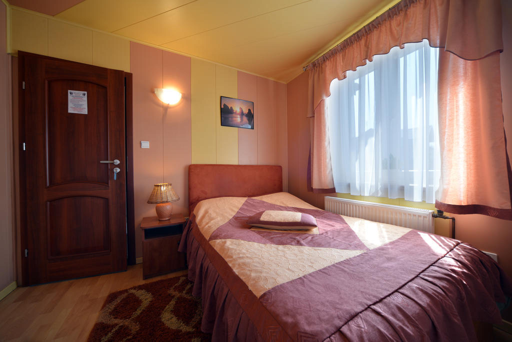 Casablanca Pokoje I Apartamenty Kazimierz Dolny Luaran gambar